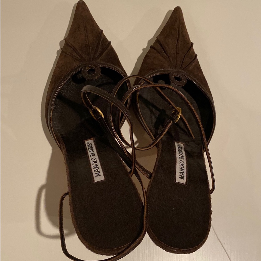 Manolo Blahnik Brown Pointed Toe Heels Size 38.5